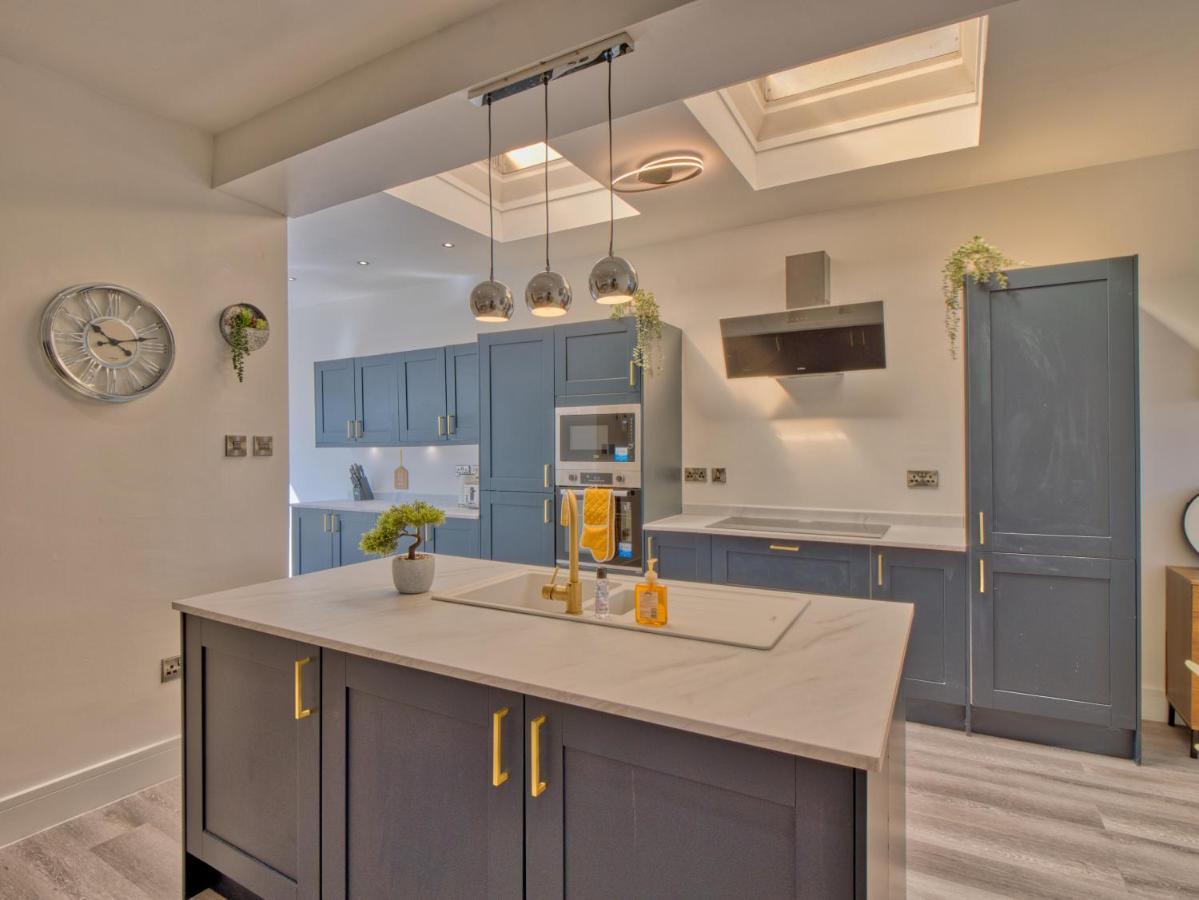 Seamill Holiday home